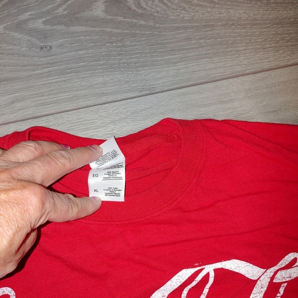 Coca Cola Tshirt - Picture 3 of 4